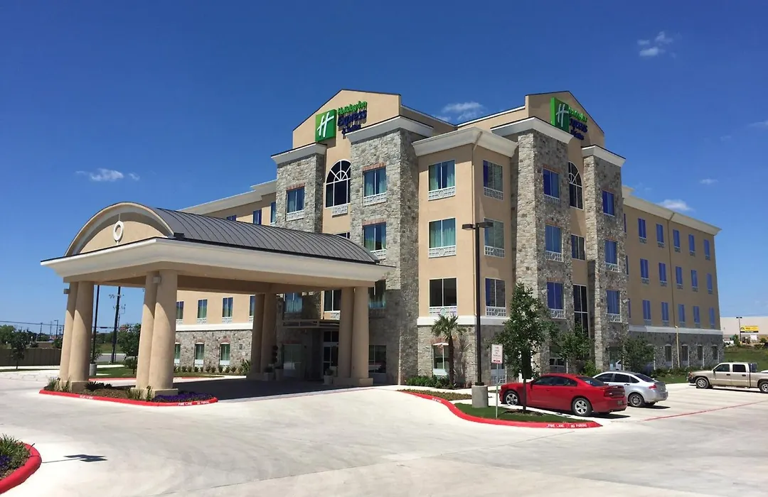 Holiday Inn Express & Suites San Antonio - Brooks City Base By Ihg-1